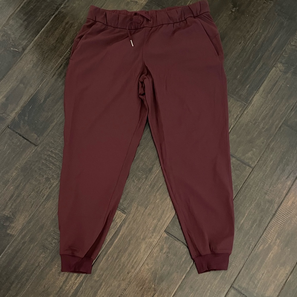 Lululemon joggers